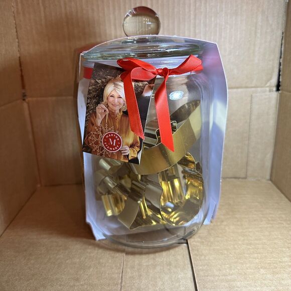 Martha Stewart 6pc. Cookie Cutter Set With Jar - Picture 2 of 4
